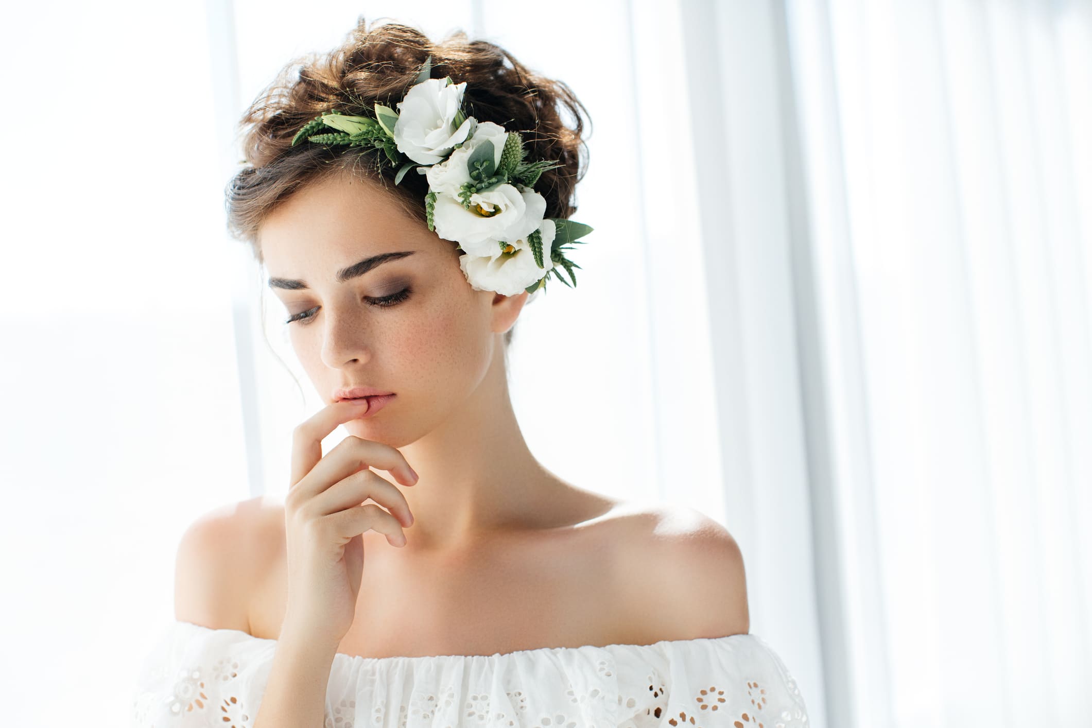  penteado de noiva para cabelo liso curto