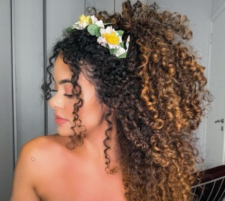 Penteados para madrinha de casamento: cabelo curto, médio e longo