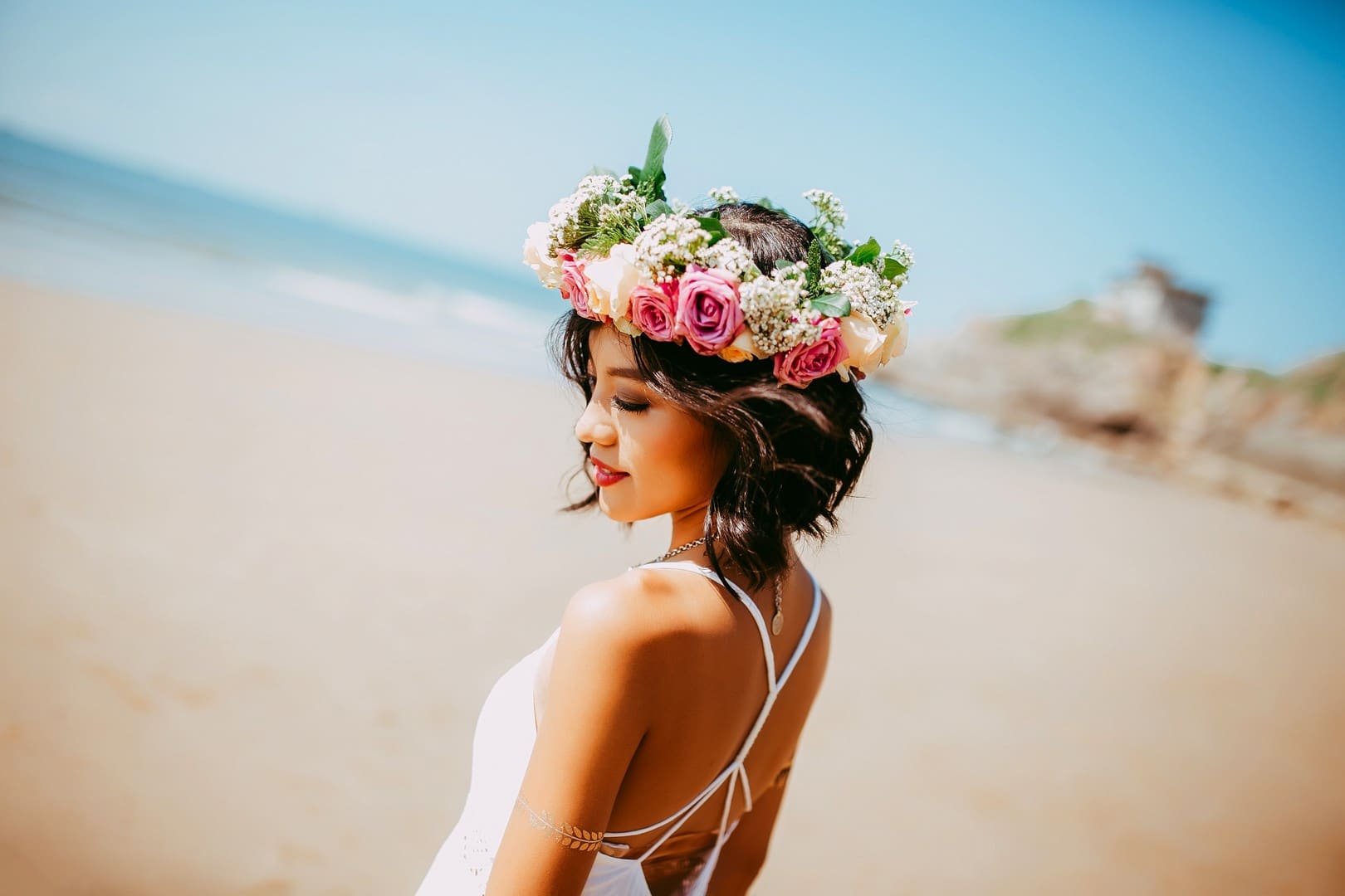  penteado para cabelo ondulado curto