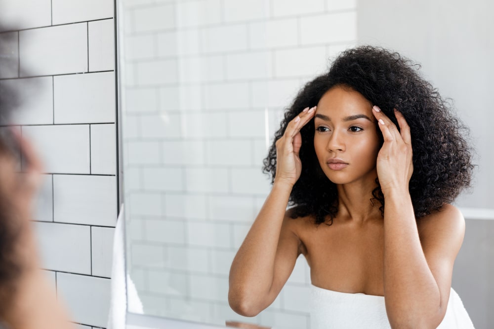 Descubra as melhores maneiras de lidar com as entradas no cabelo