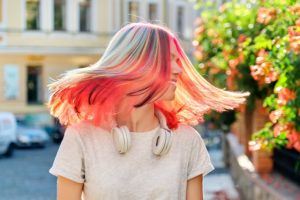 Como tirar o tonalizante do cabelo mais rápido: veja 5 truques!