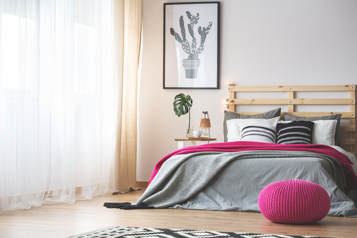 roupa de cama cor magenta