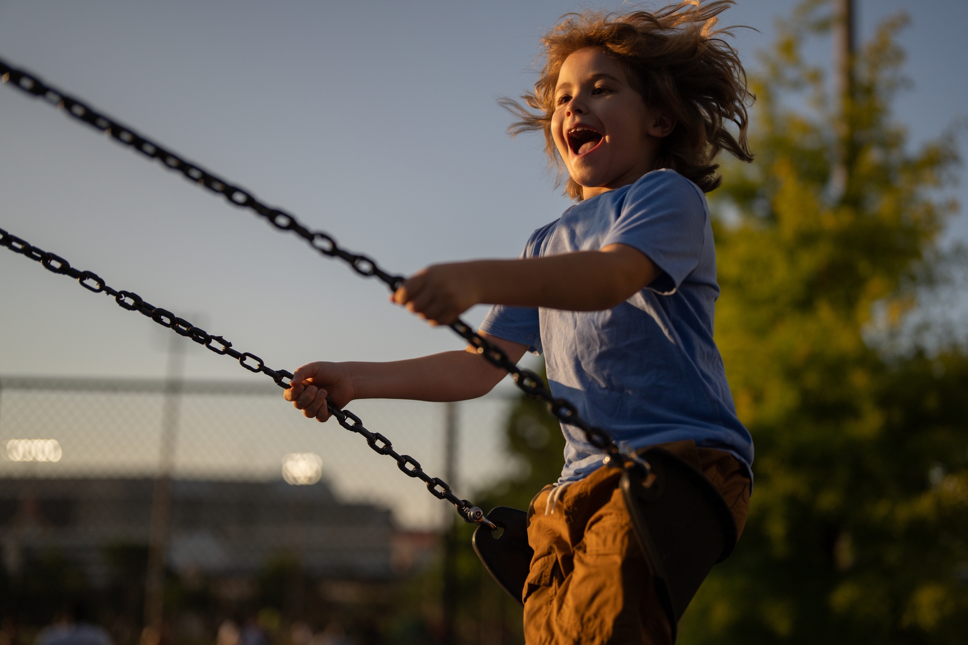 8 principais cuidados com o cabelo infantil no verão